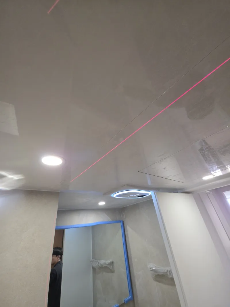 기존 도어 및 레일 제거 시공 과정